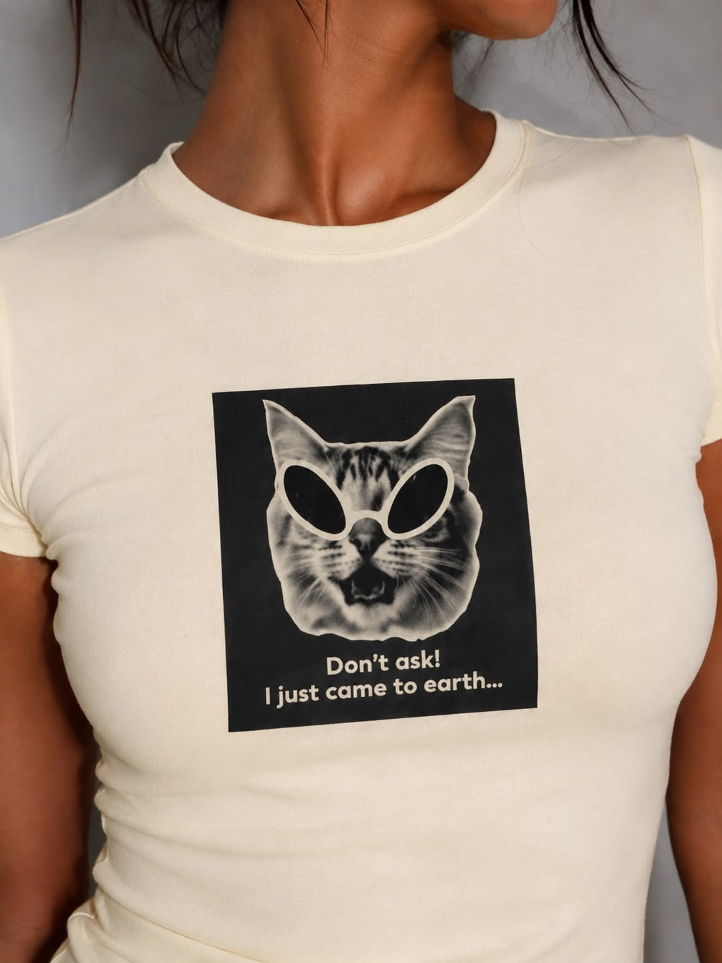 Don't Ask! Baby Tee T-shirt Krem