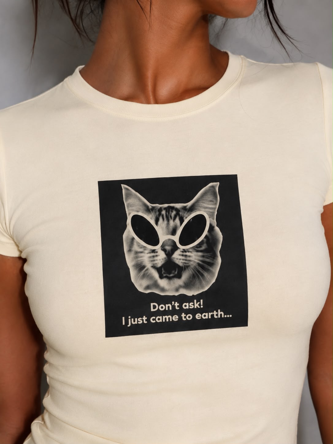 Don't Ask! Baby Tee T-shirt Krem